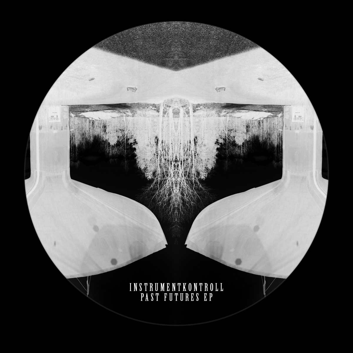 Instrumentkontroll – Past Futures EP